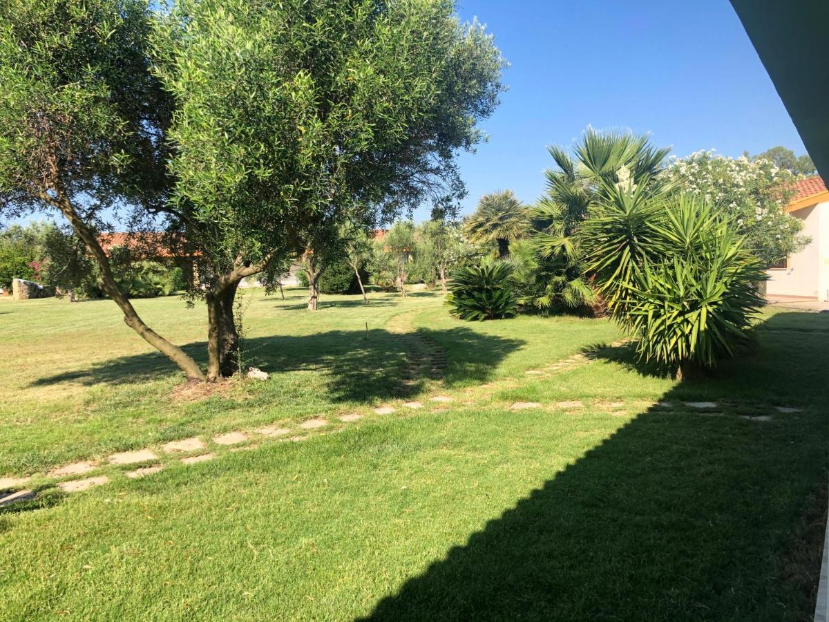 Agriturismo Is Cortillaris Càbras Extérieur photo