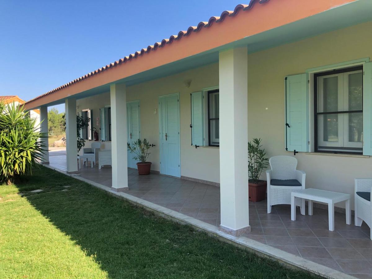 Agriturismo Is Cortillaris Càbras Extérieur photo