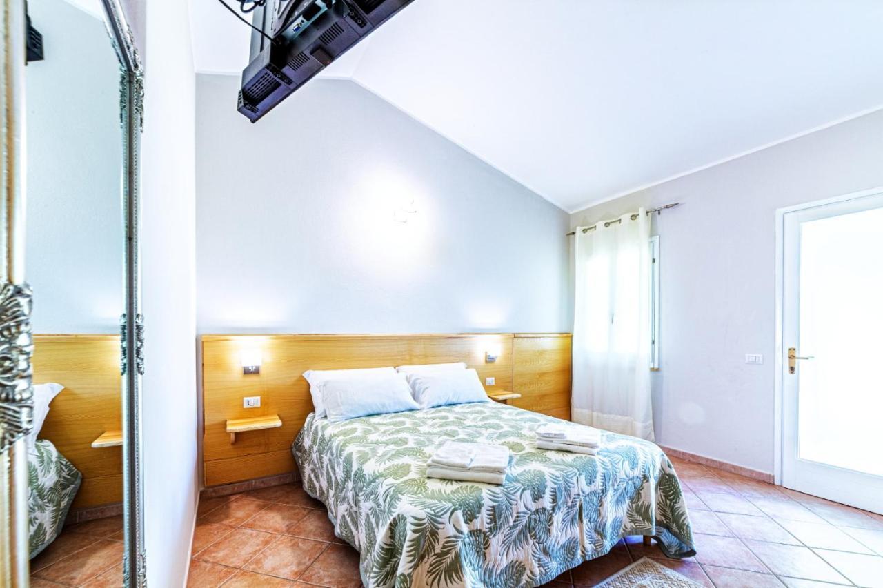 Agriturismo Is Cortillaris Càbras Extérieur photo