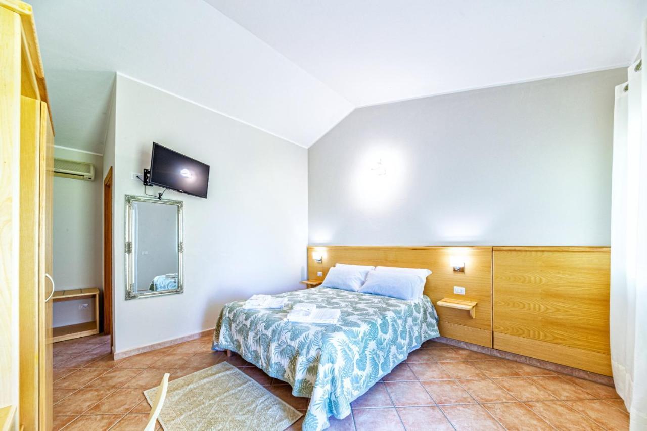 Agriturismo Is Cortillaris Càbras Extérieur photo